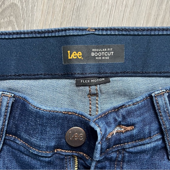 Lee Bootcut Jeans - Picture 2 of 8
